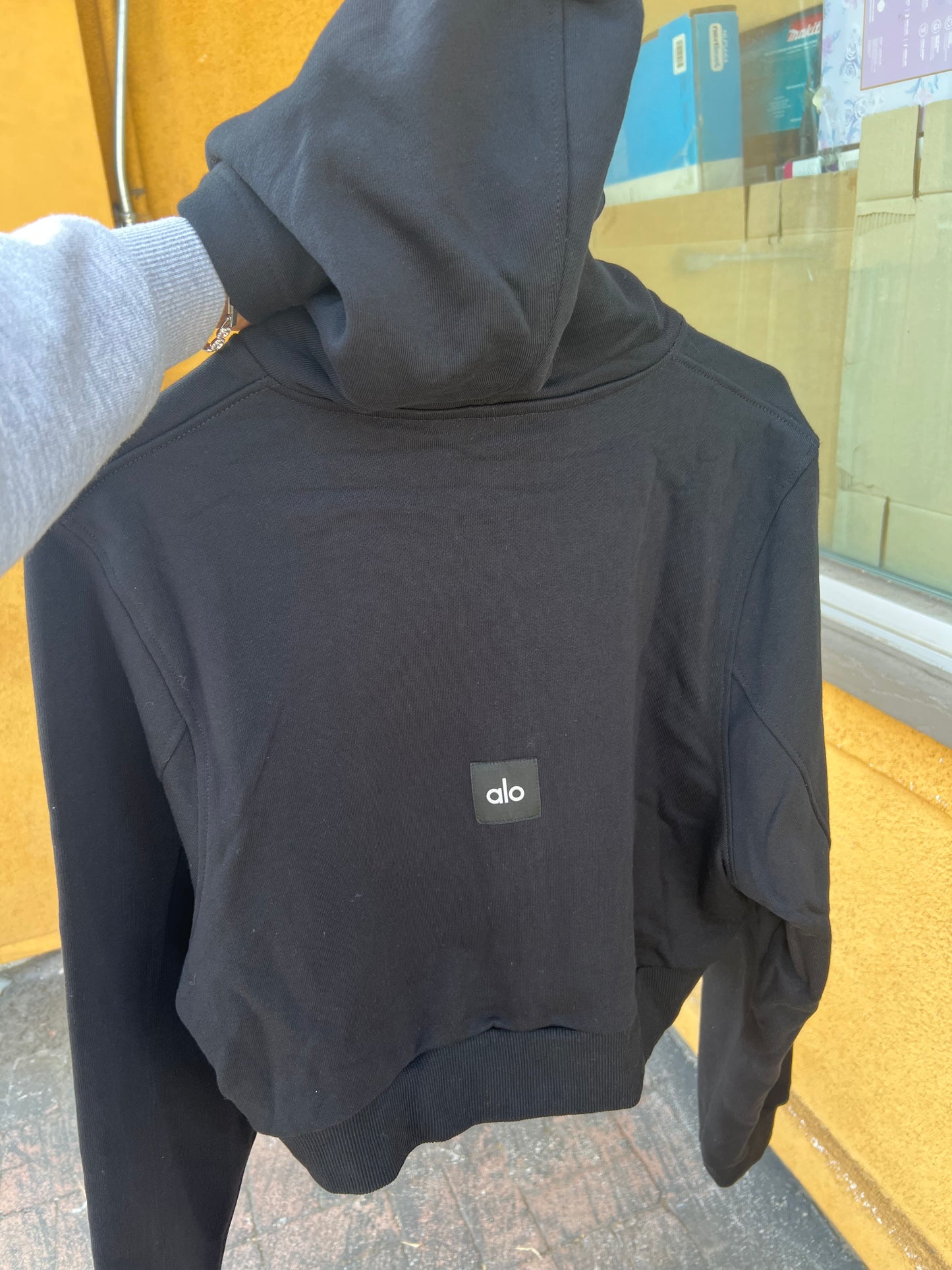 Alo crop sweater black