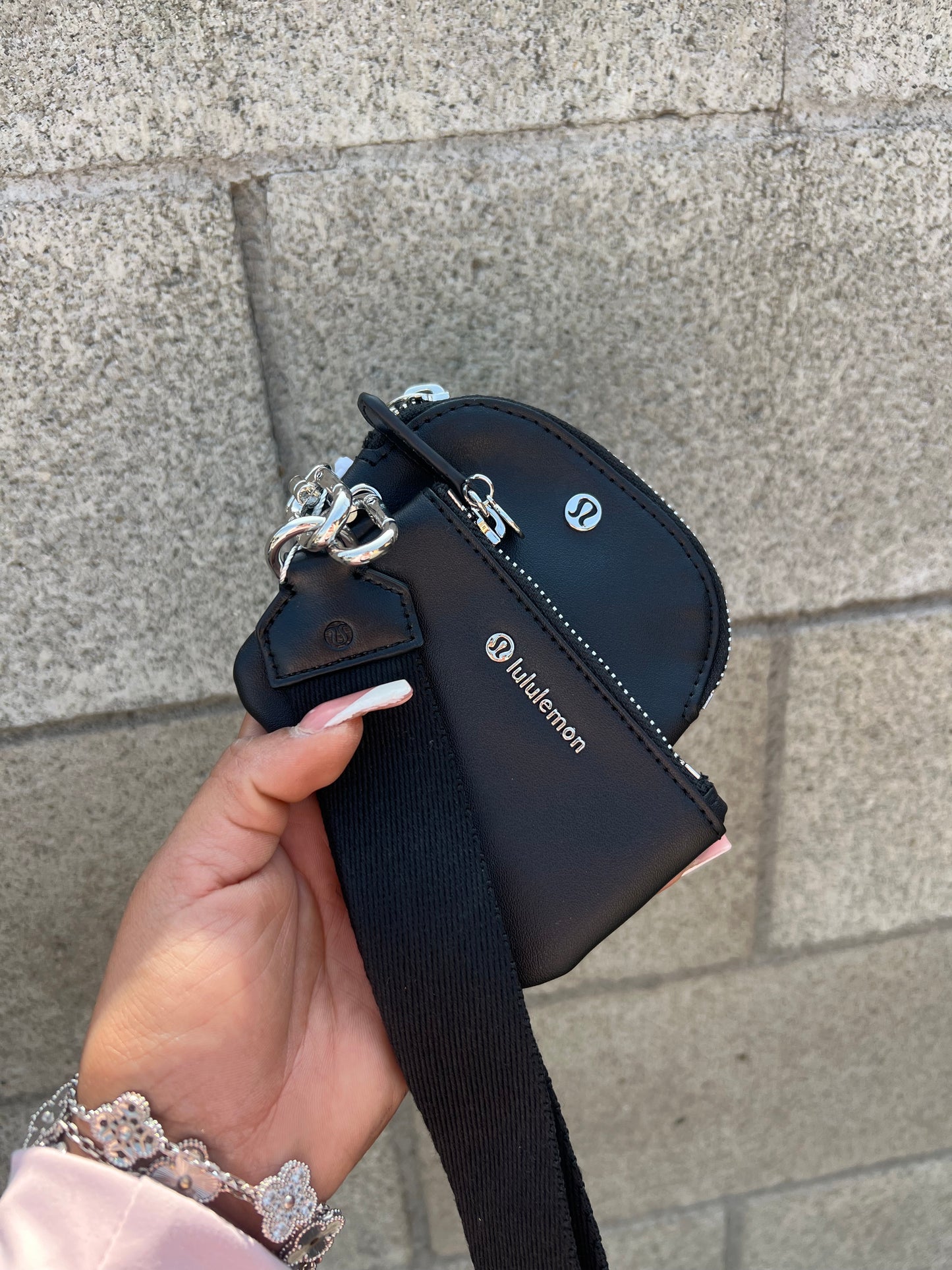 Lulu leather keychain
