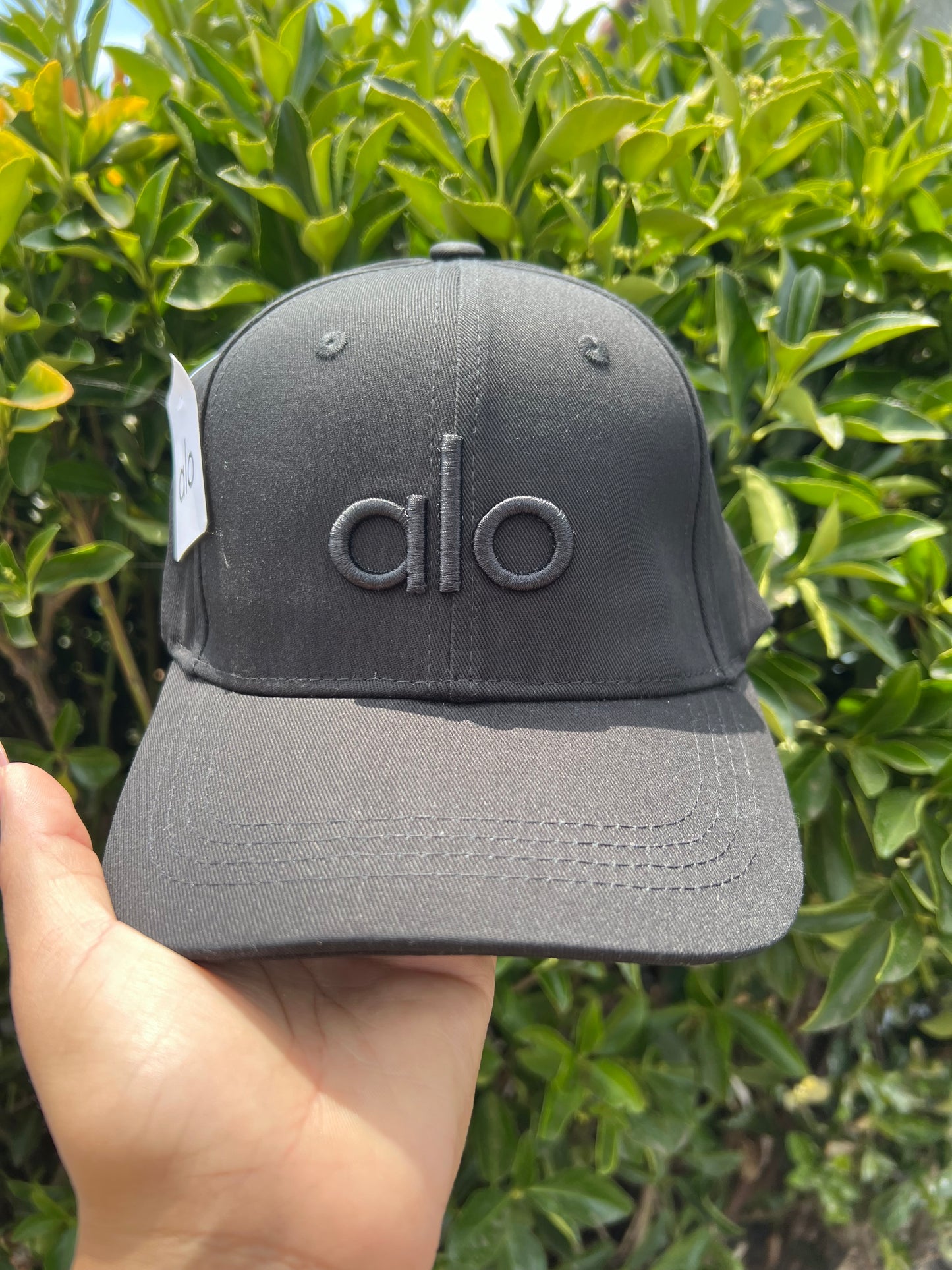 Alo black hat