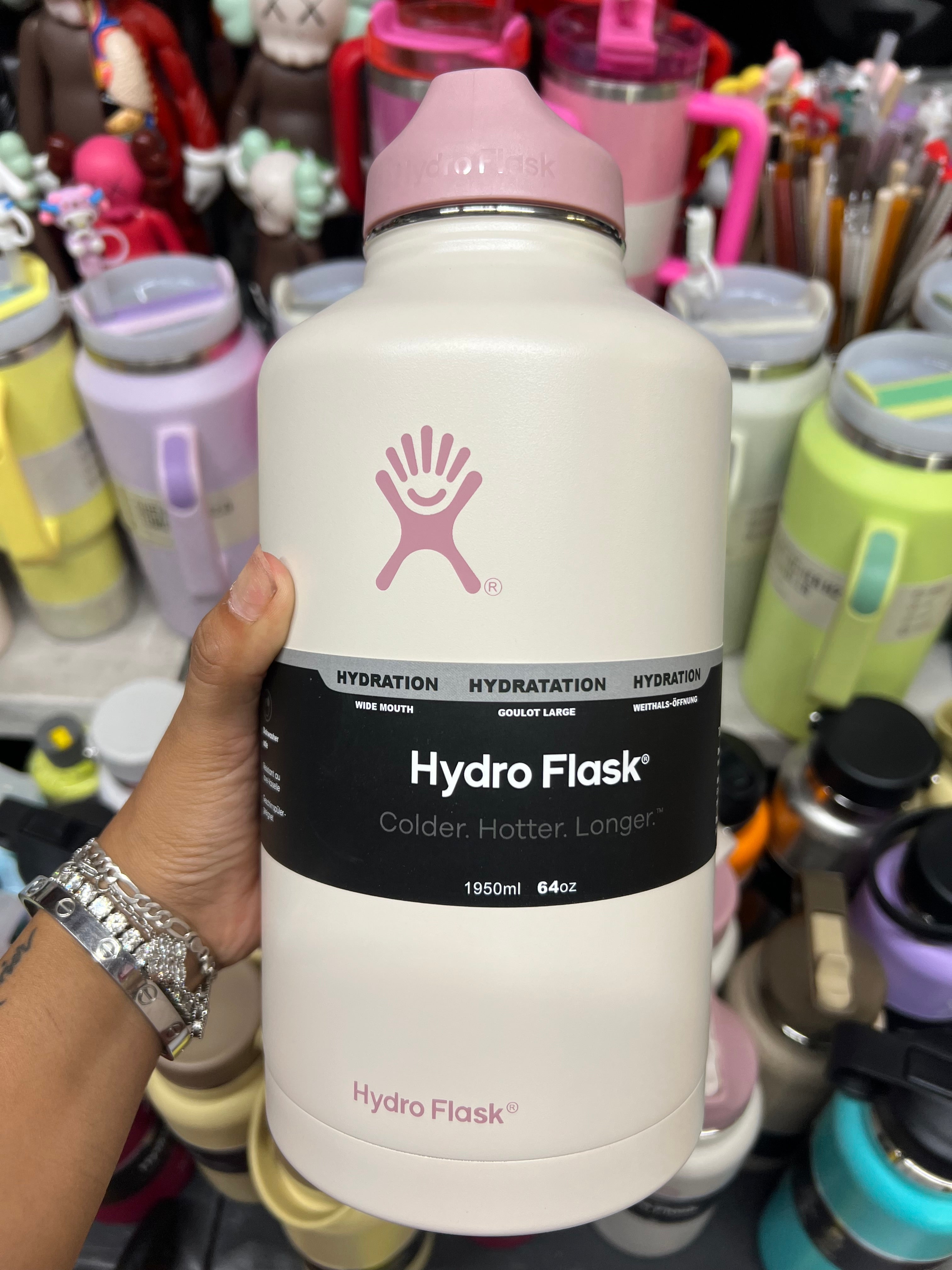 Hydro Flask discount 64 oz