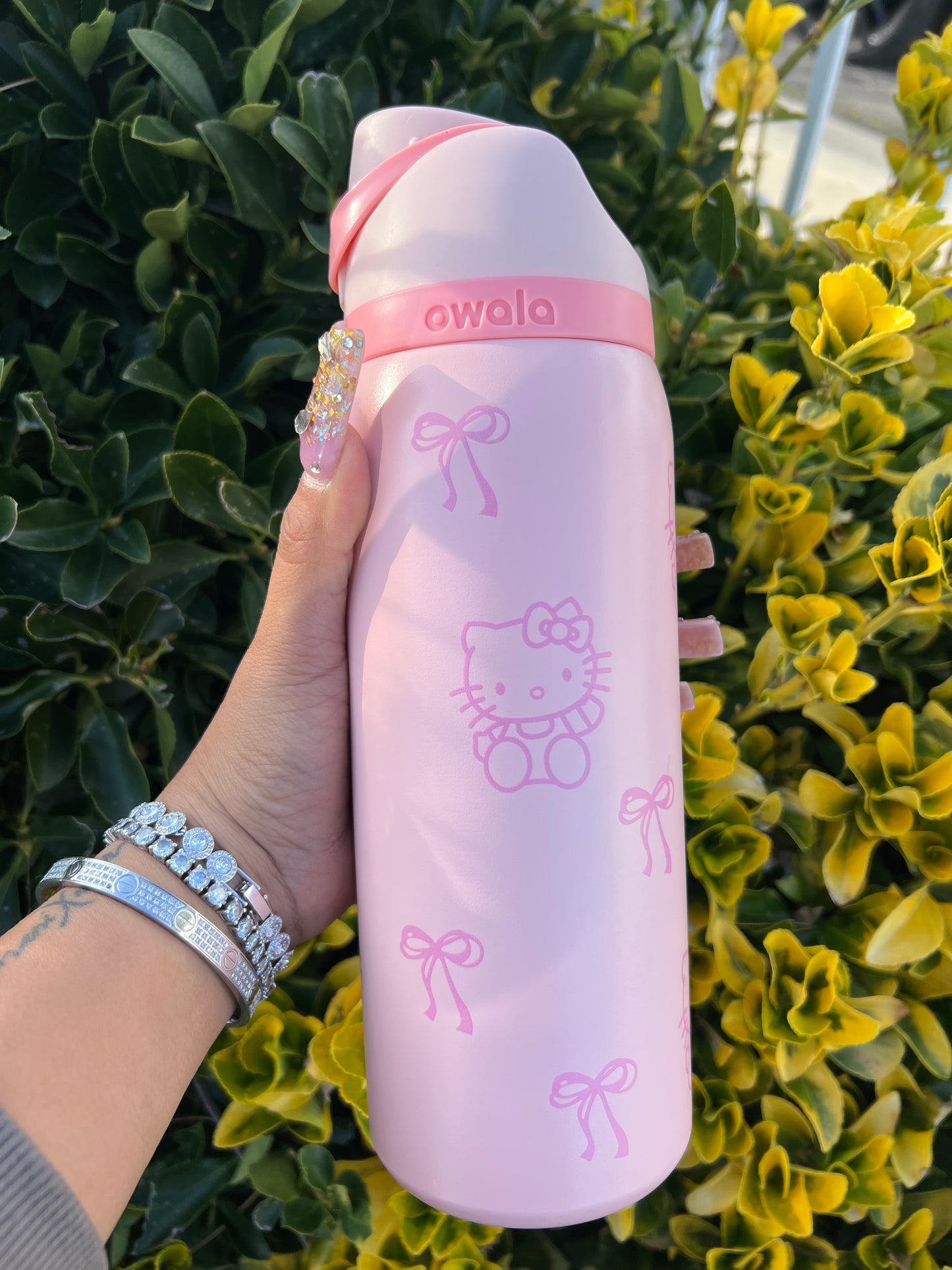 Hello kitty pink owala